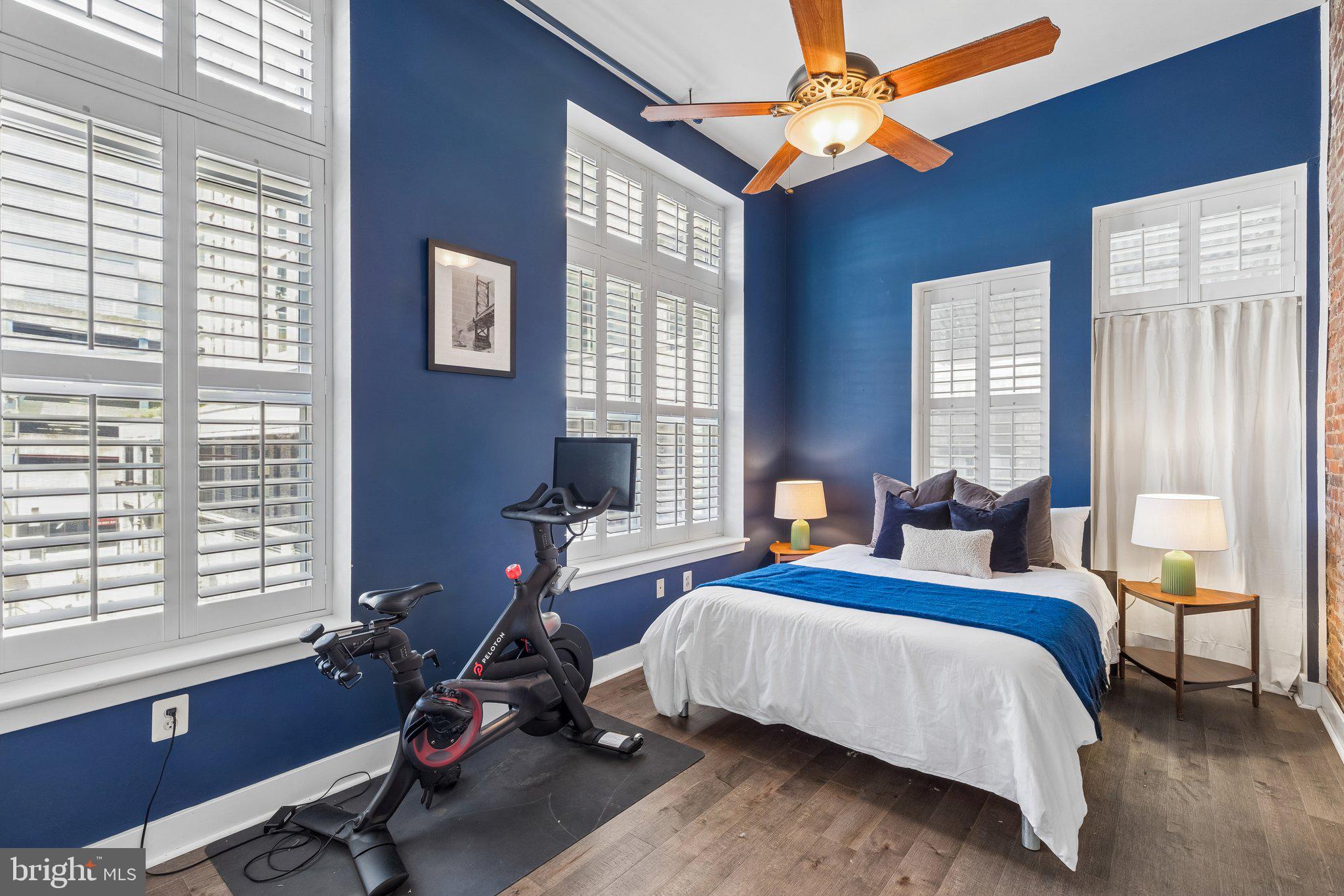 WASHINGTON SQ WEST - Residential