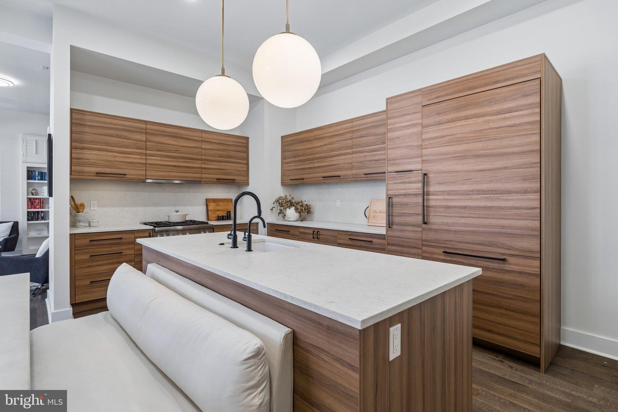 WASHINGTON SQ WEST - Residential