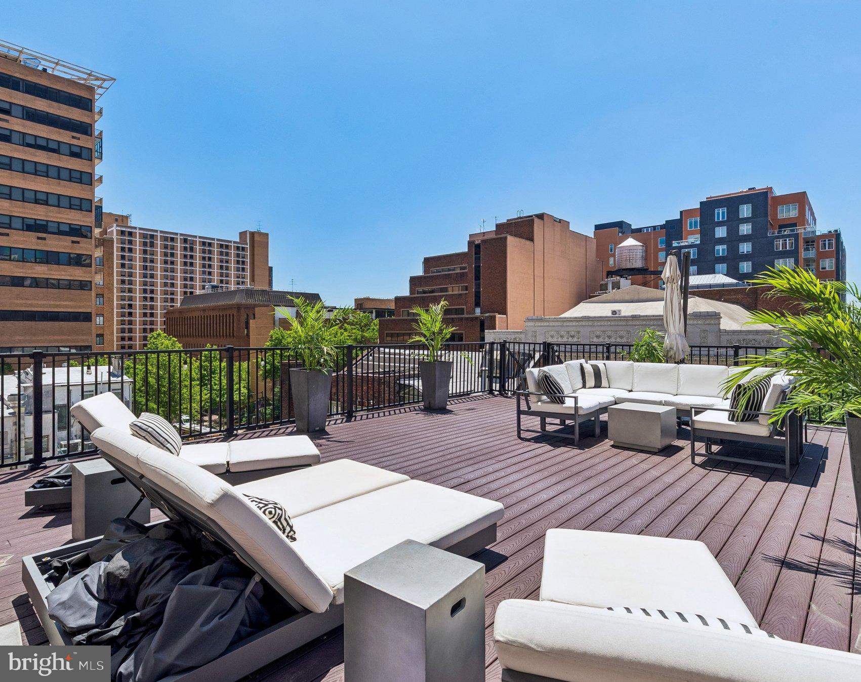 WASHINGTON SQ WEST - Residential