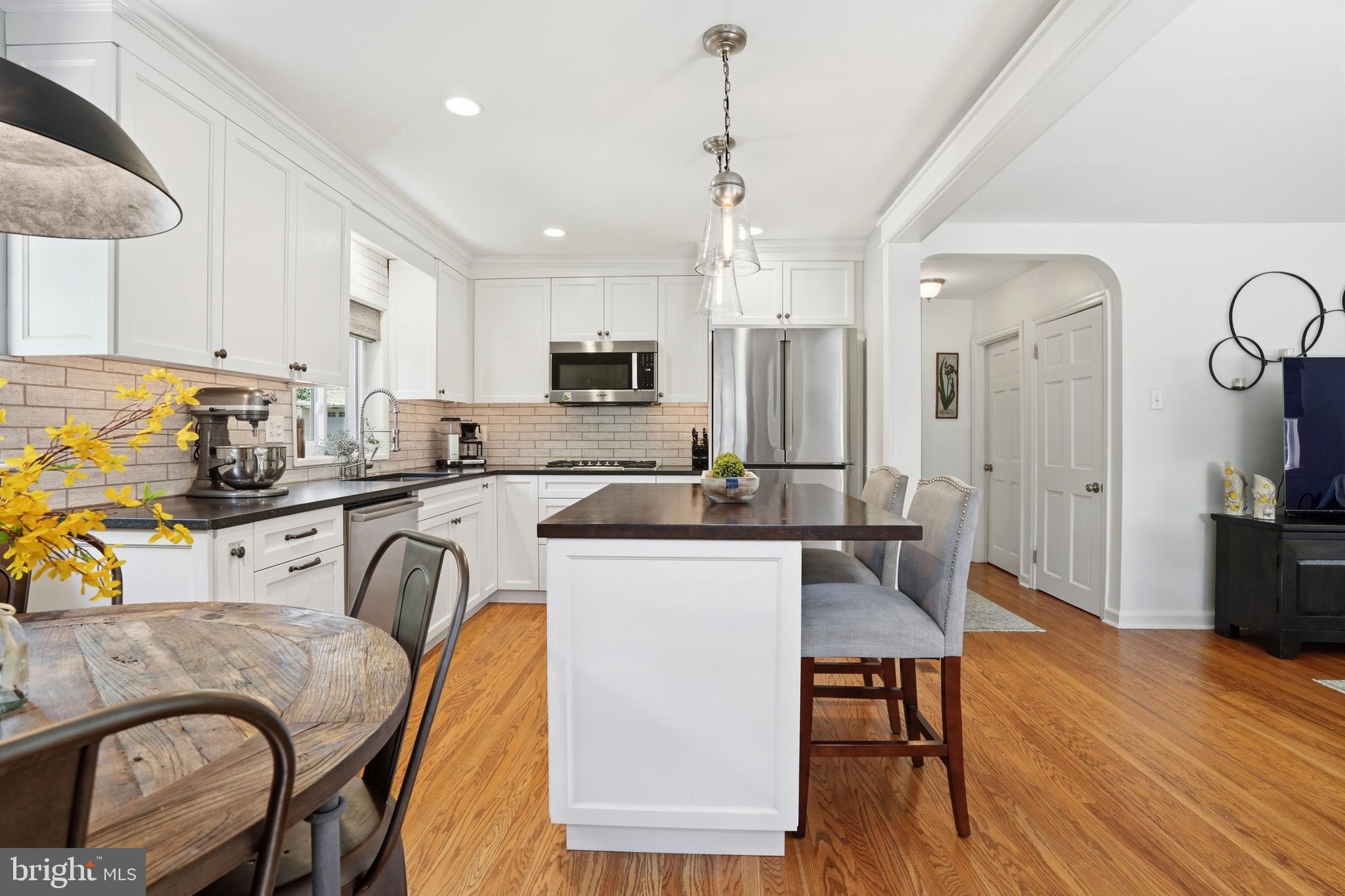 LANGHORNE MANOR - Residential
