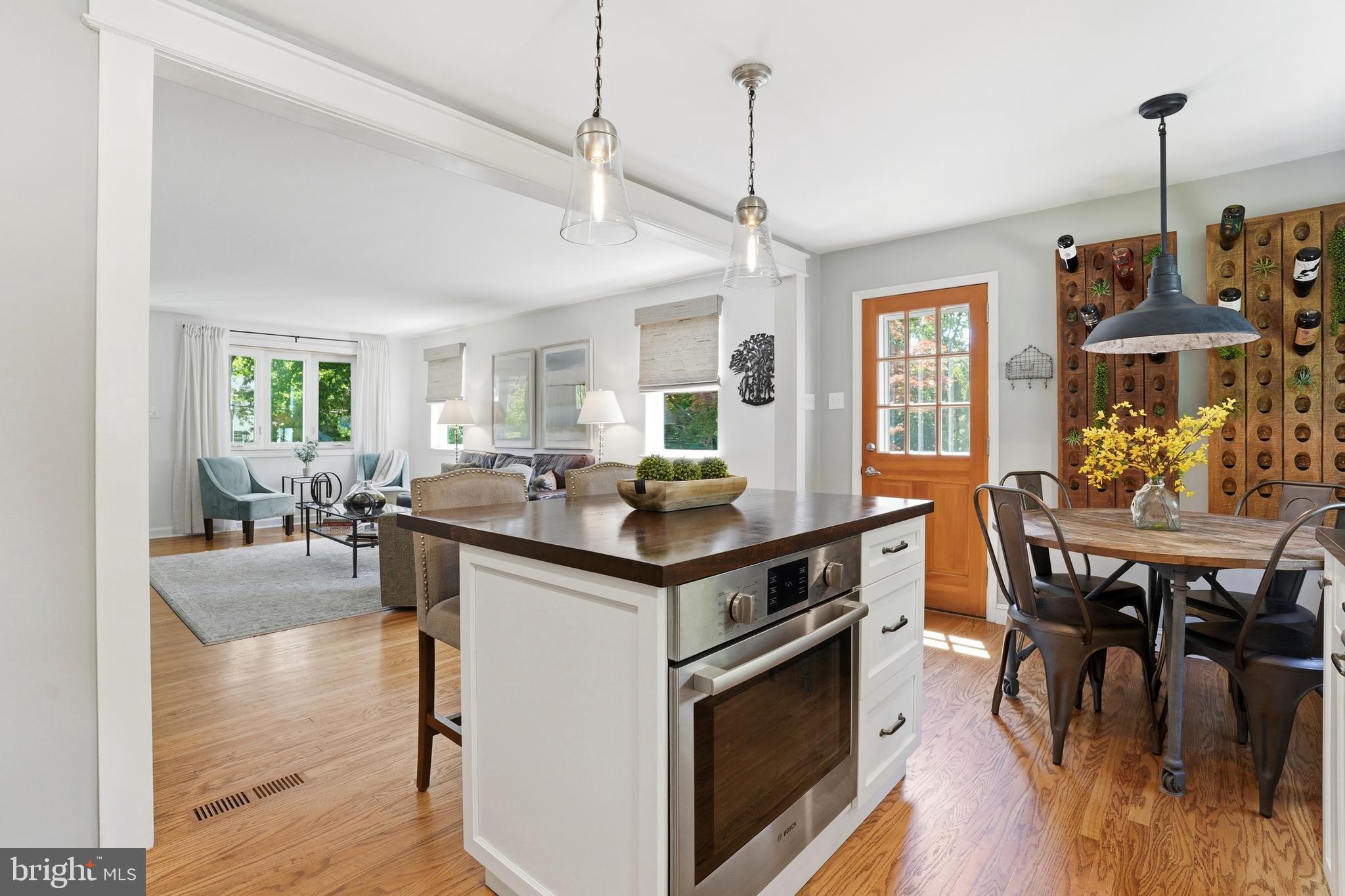 LANGHORNE MANOR - Residential