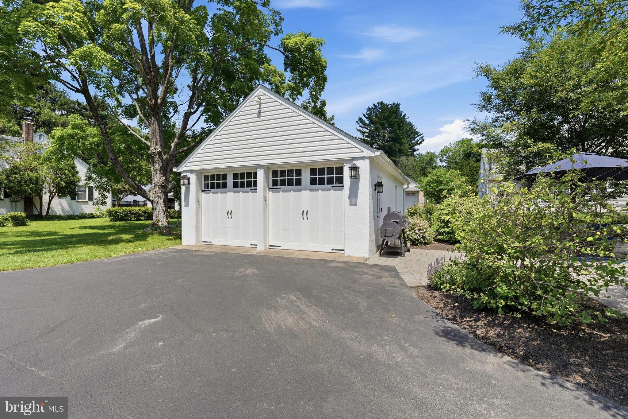 LANGHORNE MANOR - Residential