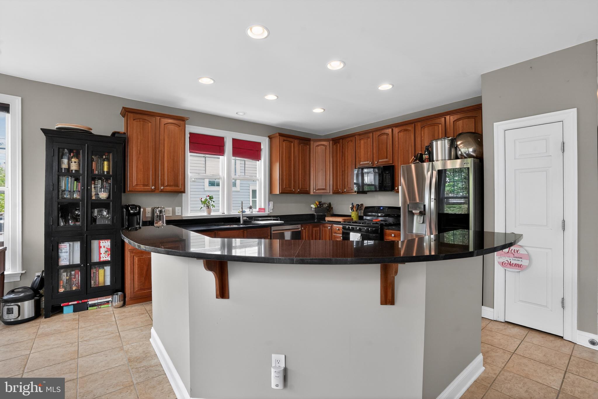LAKES AT RED ROCK - Residential