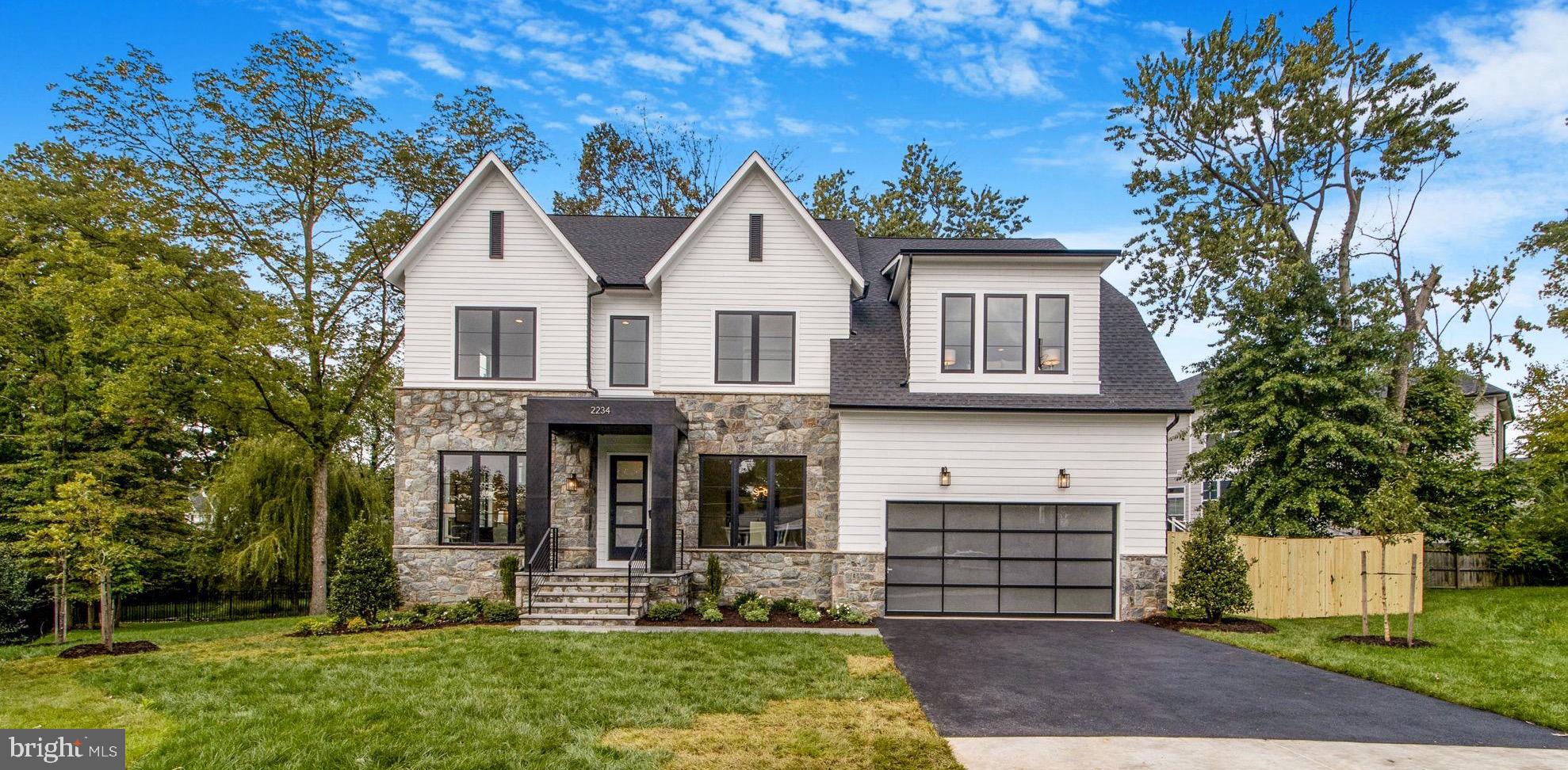 FALLS CHURCH - Residential