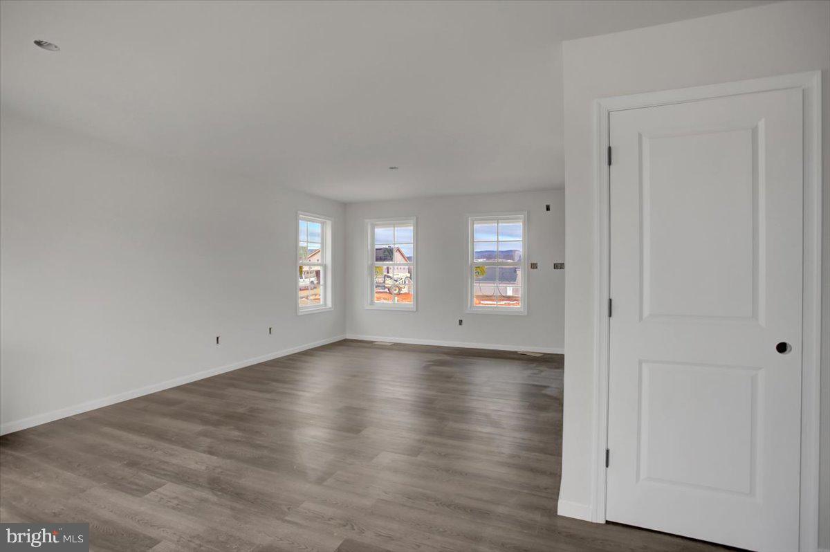 ANTIETAM COMMONS - Residential
