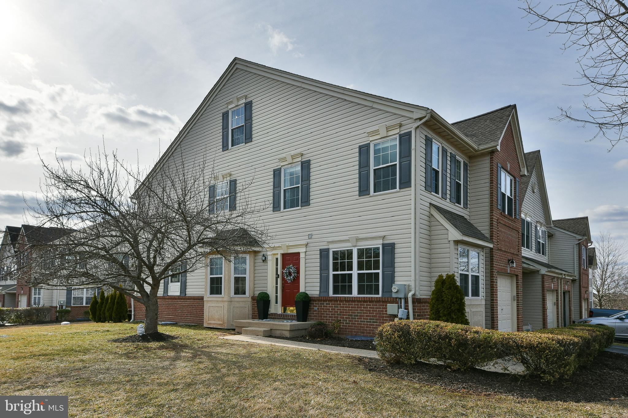 BELCOURT MANOR - Residential