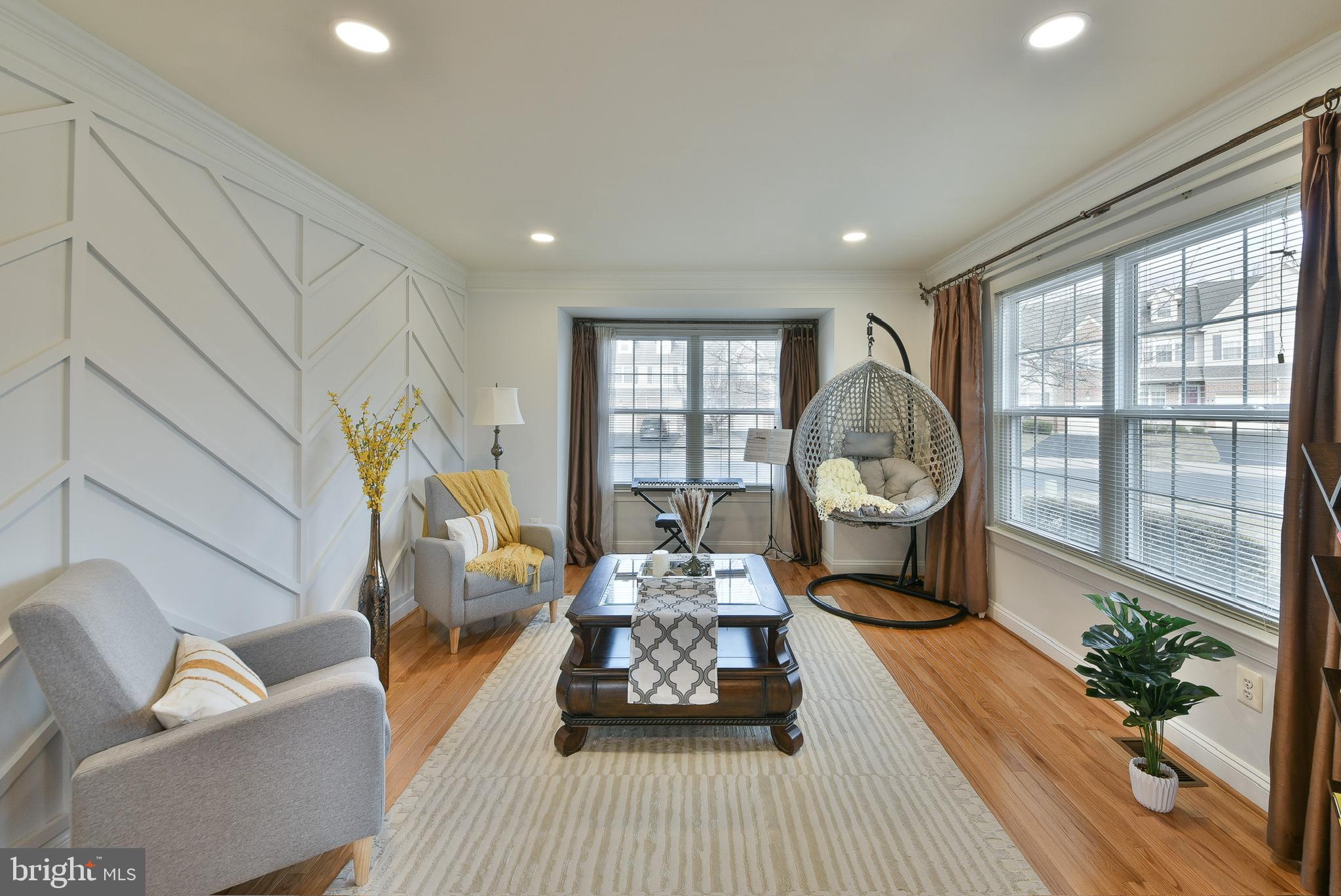 BELCOURT MANOR - Residential