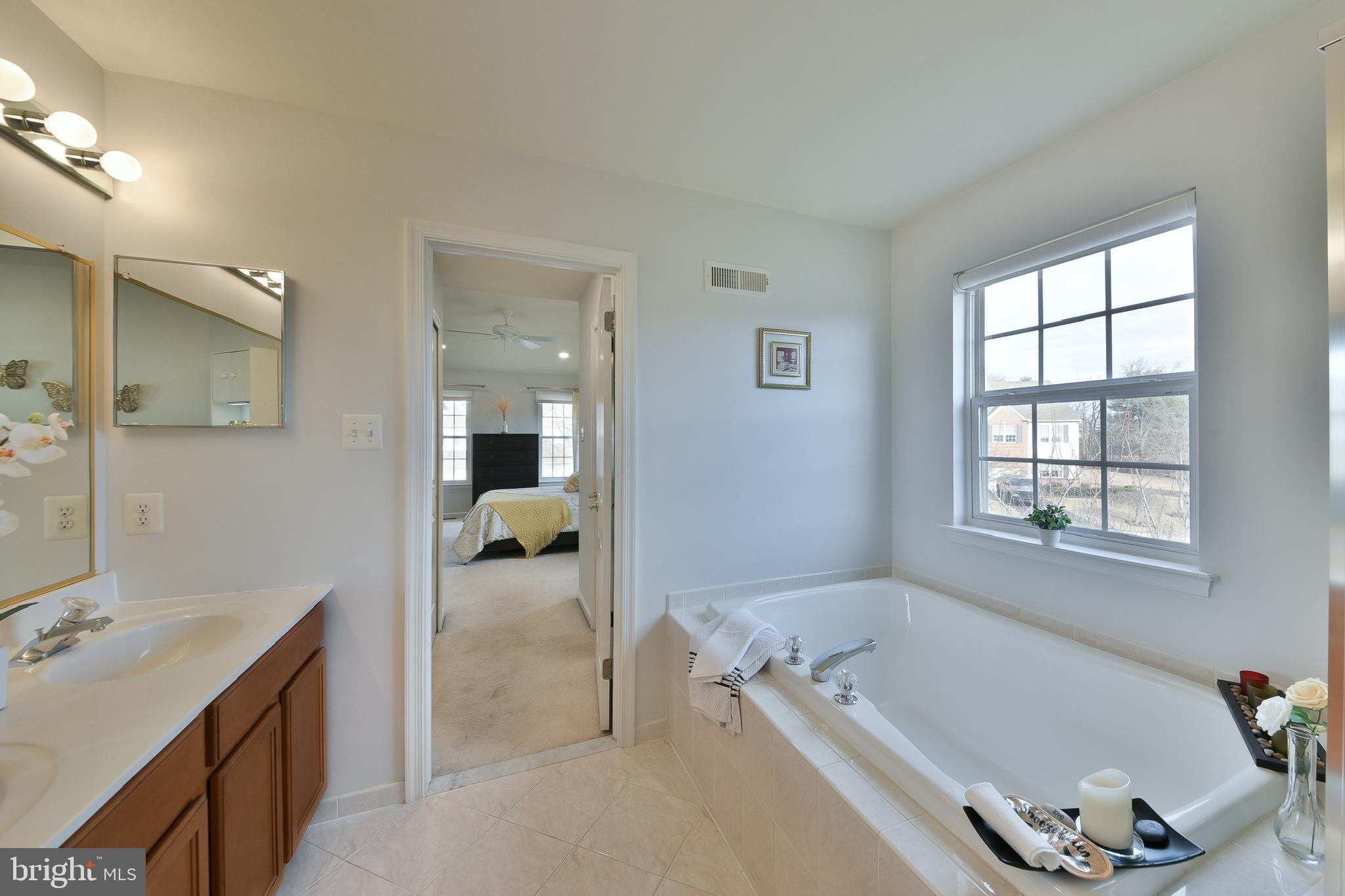 BELCOURT MANOR - Residential
