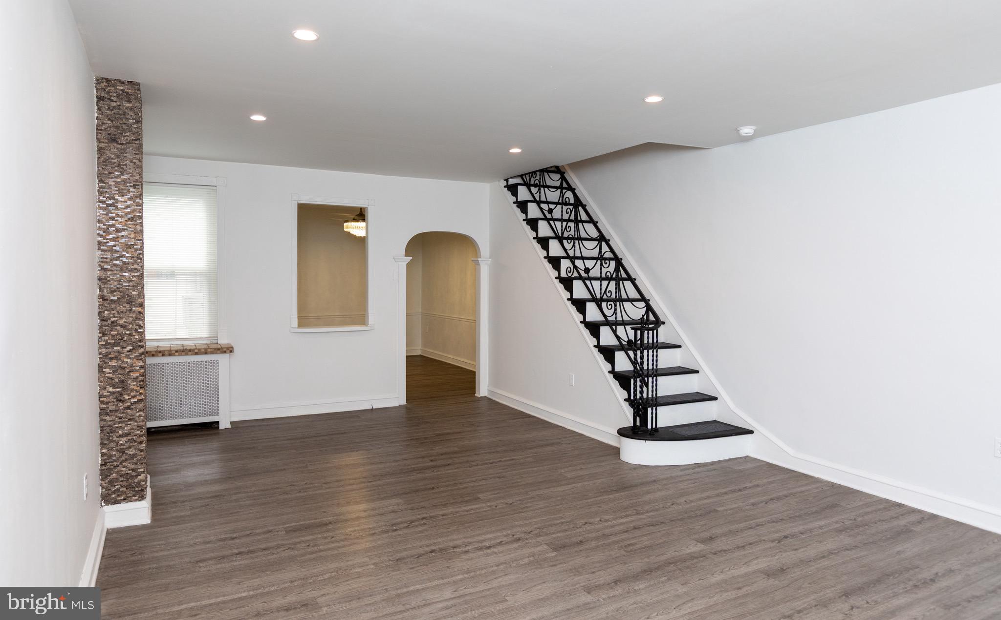 PORT RICHMOND - Residential