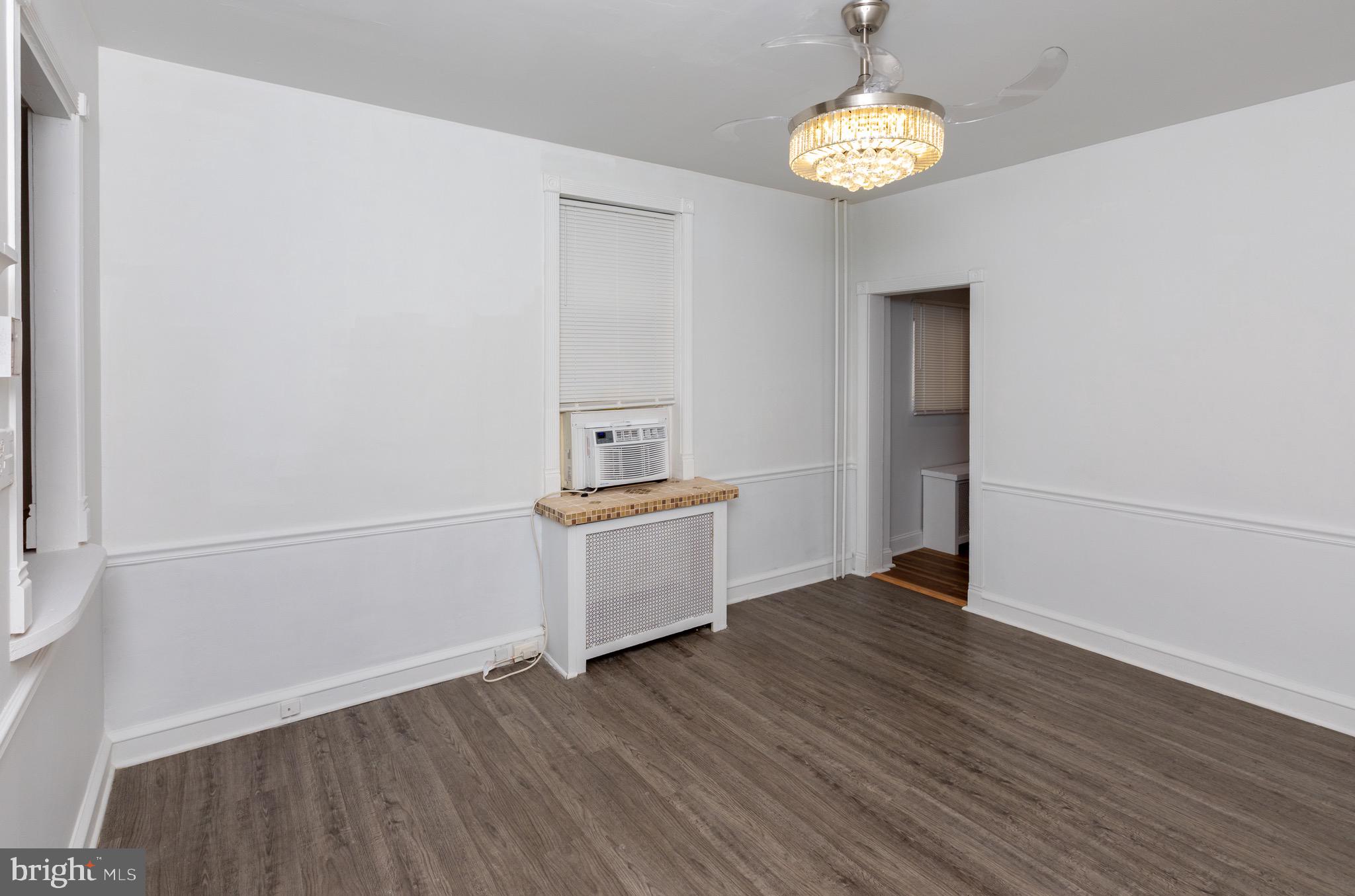PORT RICHMOND - Residential