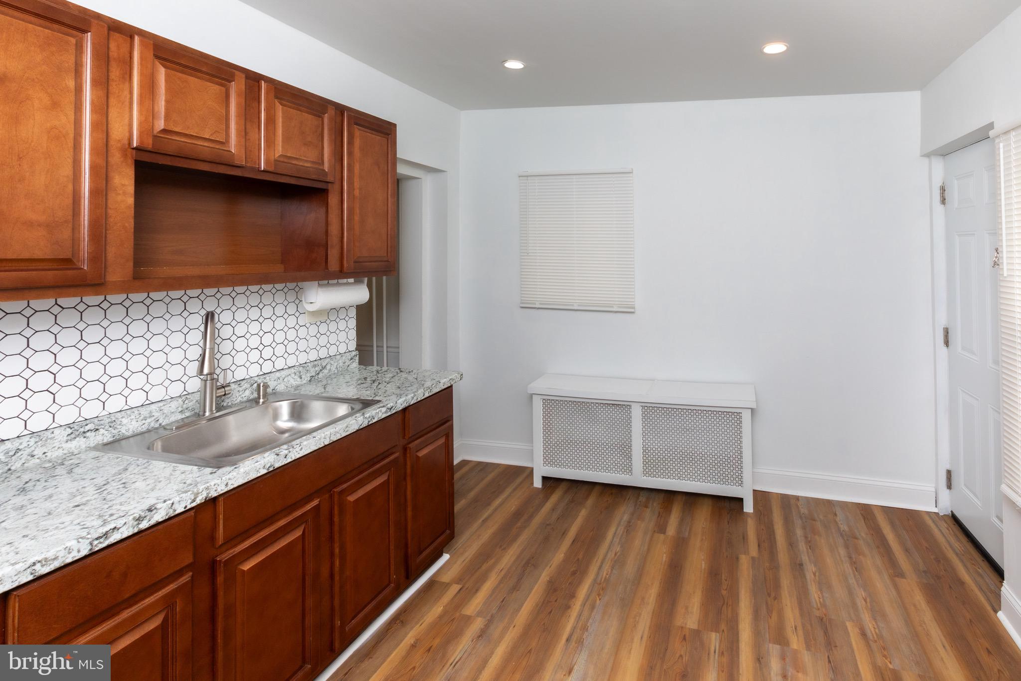 PORT RICHMOND - Residential