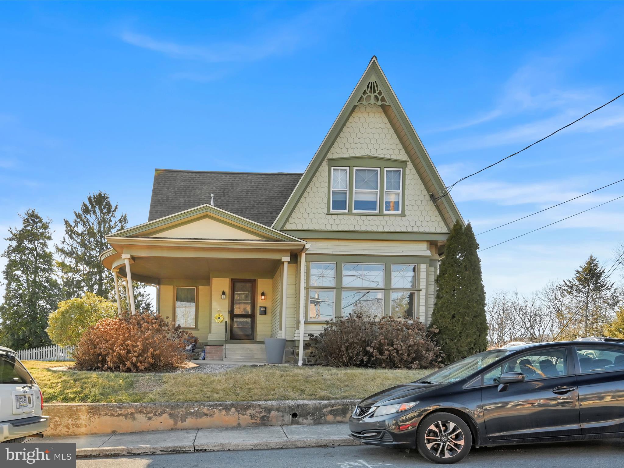 ELIZABETHTOWN BOROUGH - Residential