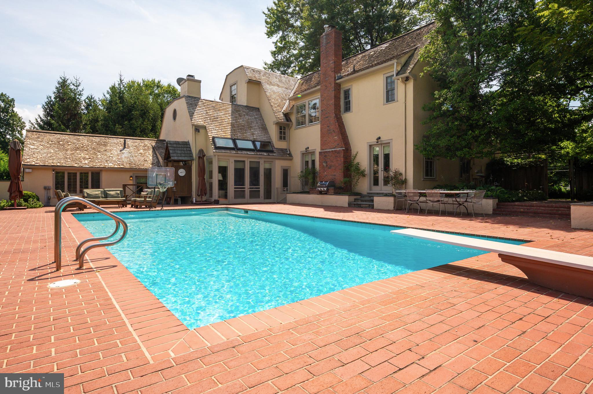 WESLEY HEIGHTS - Residential