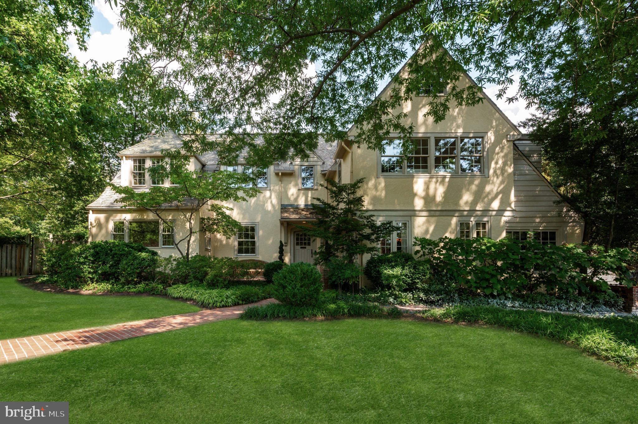 WESLEY HEIGHTS - Residential