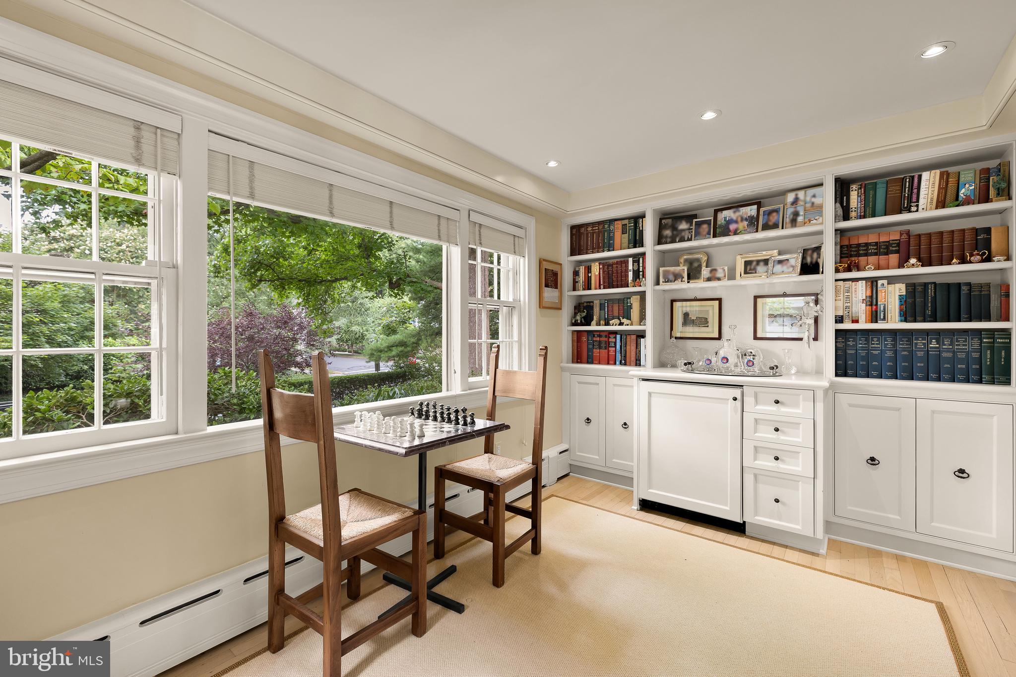 WESLEY HEIGHTS - Residential