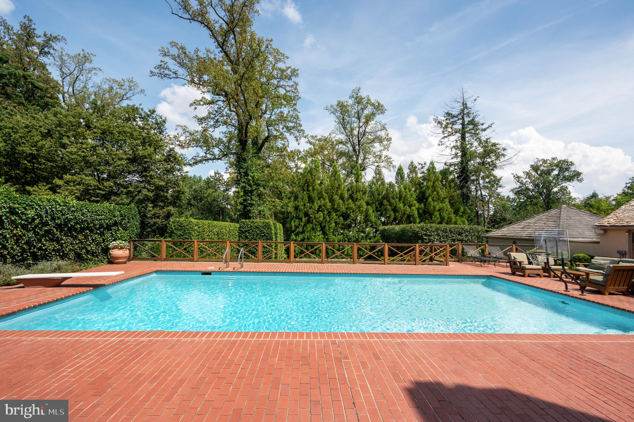 WESLEY HEIGHTS - Residential