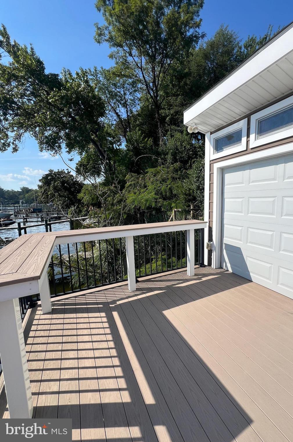 LONG POINT ON THE SEVERN - Residential
