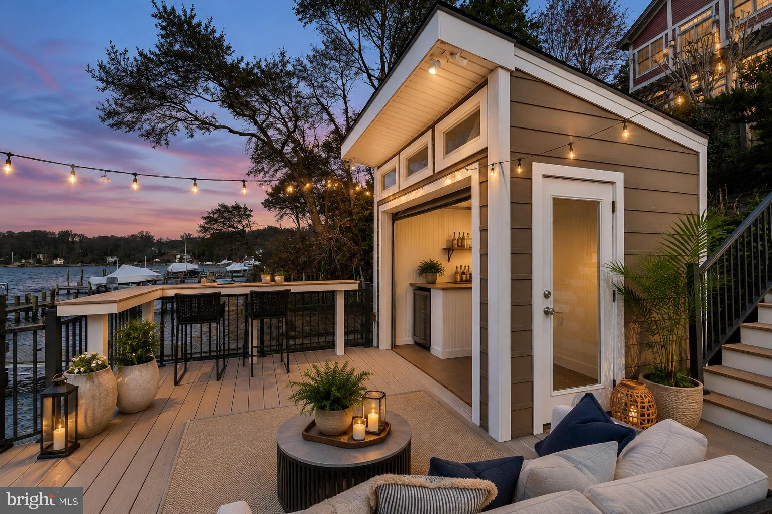 LONG POINT ON THE SEVERN - Residential