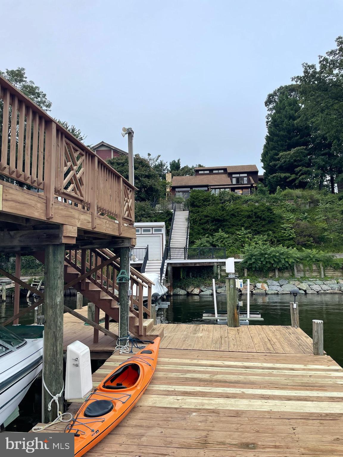 LONG POINT ON THE SEVERN - Residential