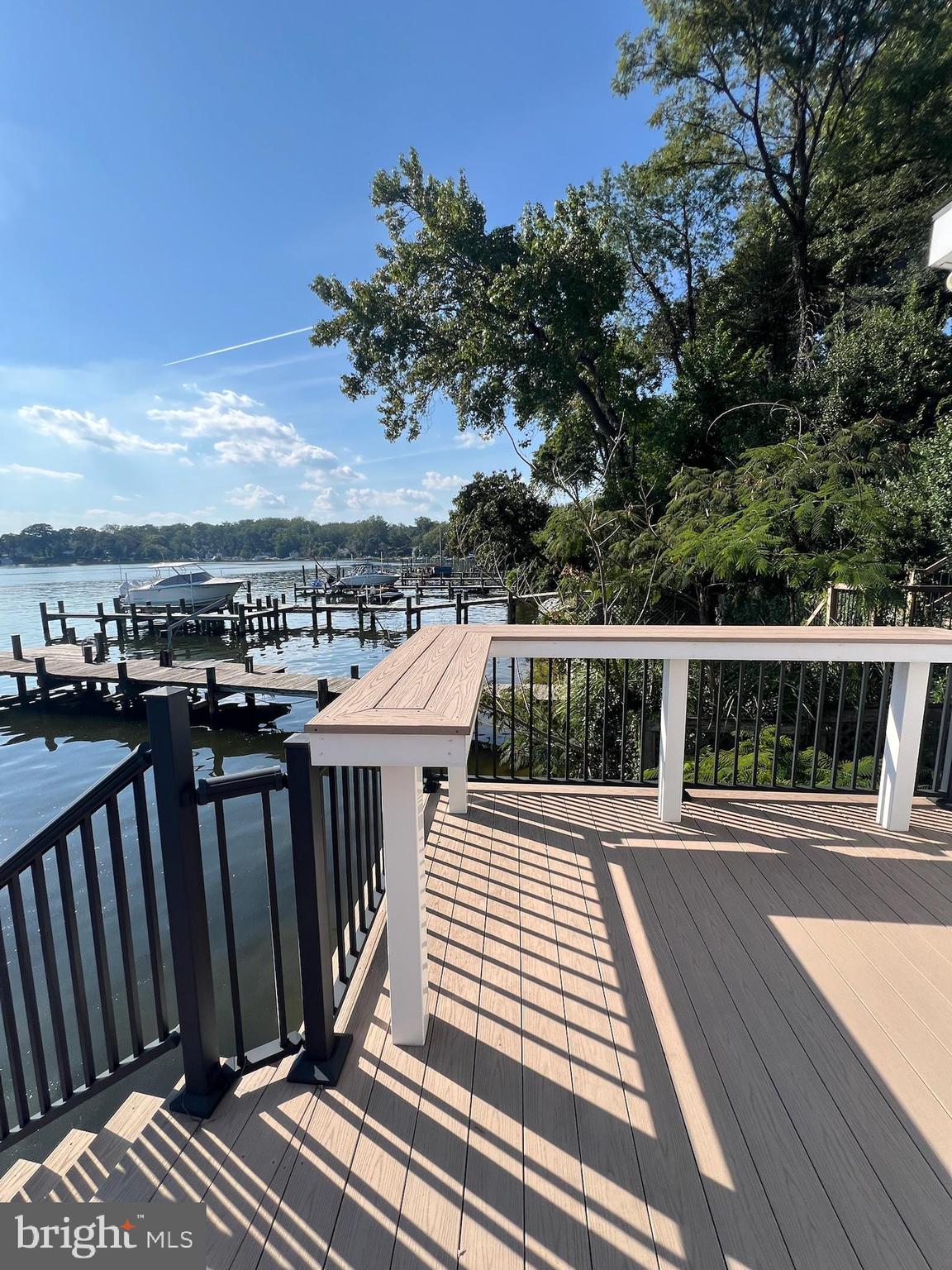 LONG POINT ON THE SEVERN - Residential
