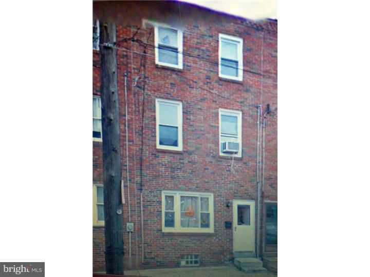 Looking for a 3 story, 4 bedroom house w/ plenty of outdoor space in a great location that wont break the bank?  Here it is!  This home has been lived in by the same family for 30+ years and is ready for new owners.  1st floor has open floor plan leading into kitchen.  2nd floor has laundry room, full bath and two large bedrooms.  3rd floor has two large bedrooms that could be converted in master suite.  Large rear yard would be great for entertairment , dogs or entertaining.  This home needs cosmetic updating t/o, perfect for owner-occupant looking to get instant sweat equity.  Sold strictly "as-is, where is", seller will make no repairs or FHA  accommodations.
