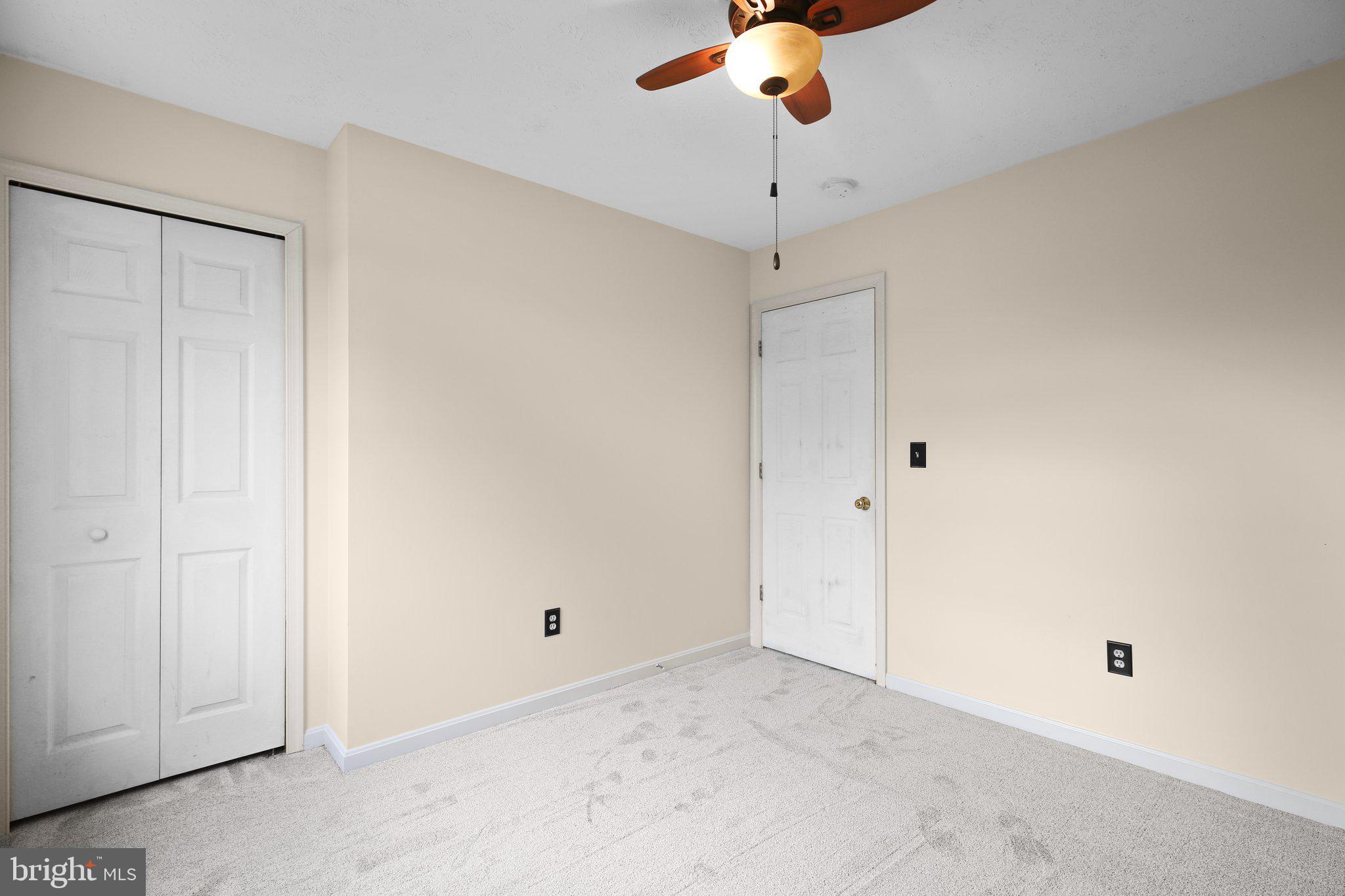 HUNTINGTON MEADOWS - Residential