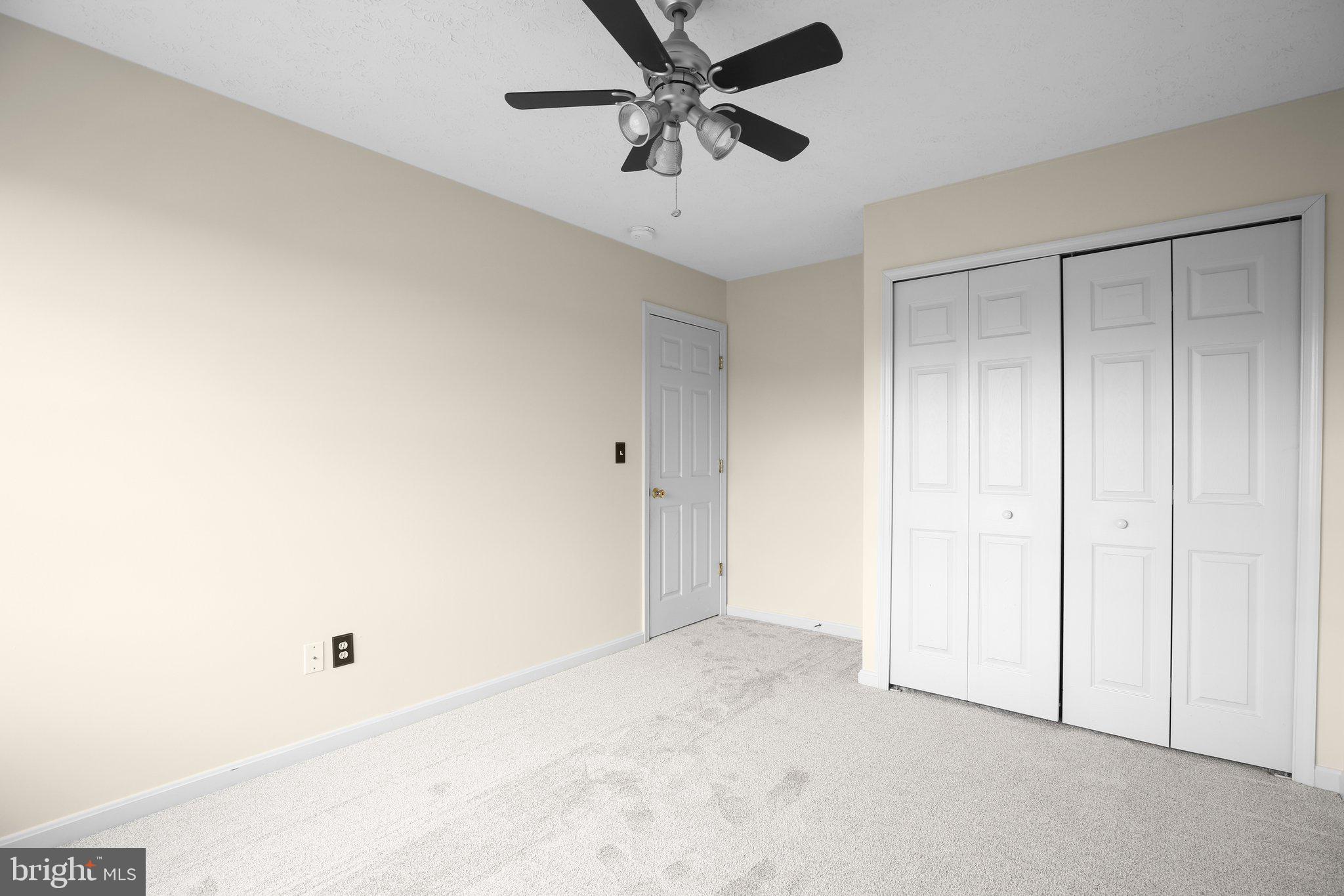 HUNTINGTON MEADOWS - Residential