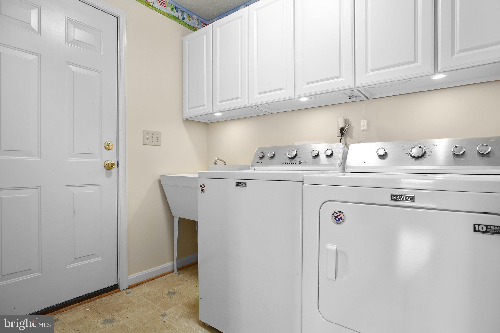 HUNTINGTON MEADOWS - Residential