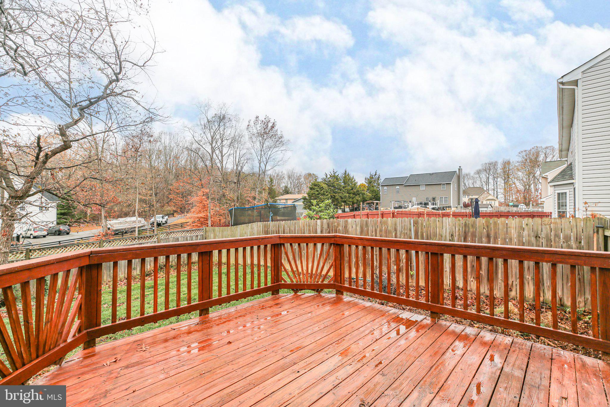 HUNTINGTON MEADOWS - Residential