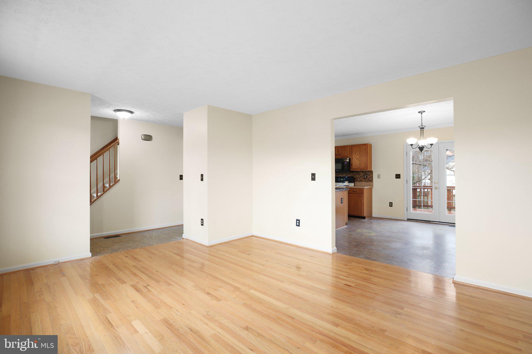HUNTINGTON MEADOWS - Residential