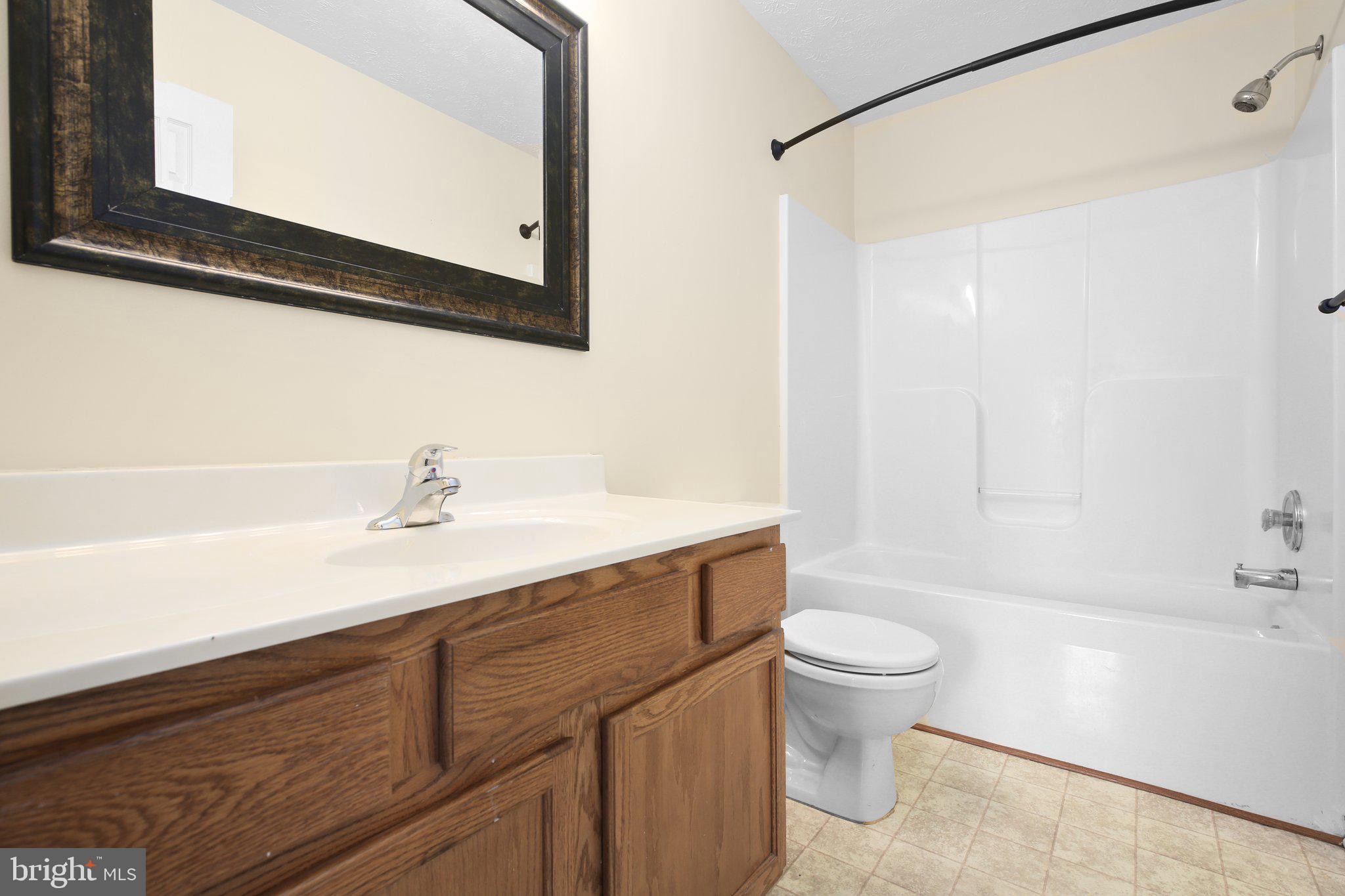 HUNTINGTON MEADOWS - Residential