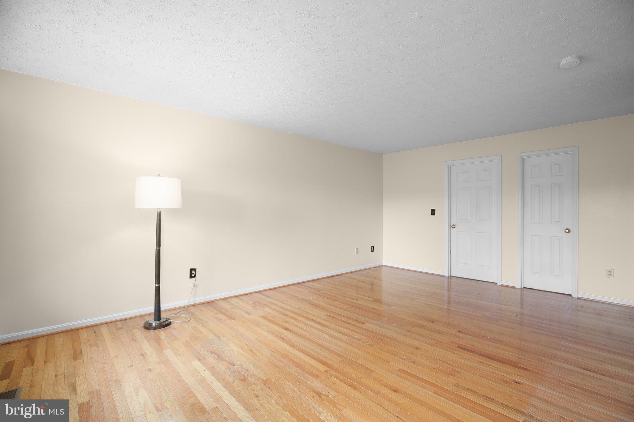 HUNTINGTON MEADOWS - Residential
