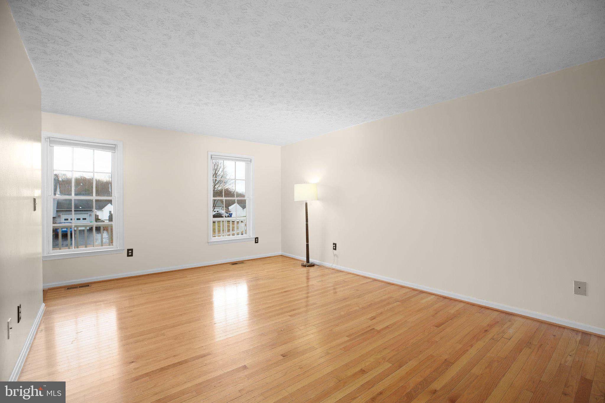 HUNTINGTON MEADOWS - Residential