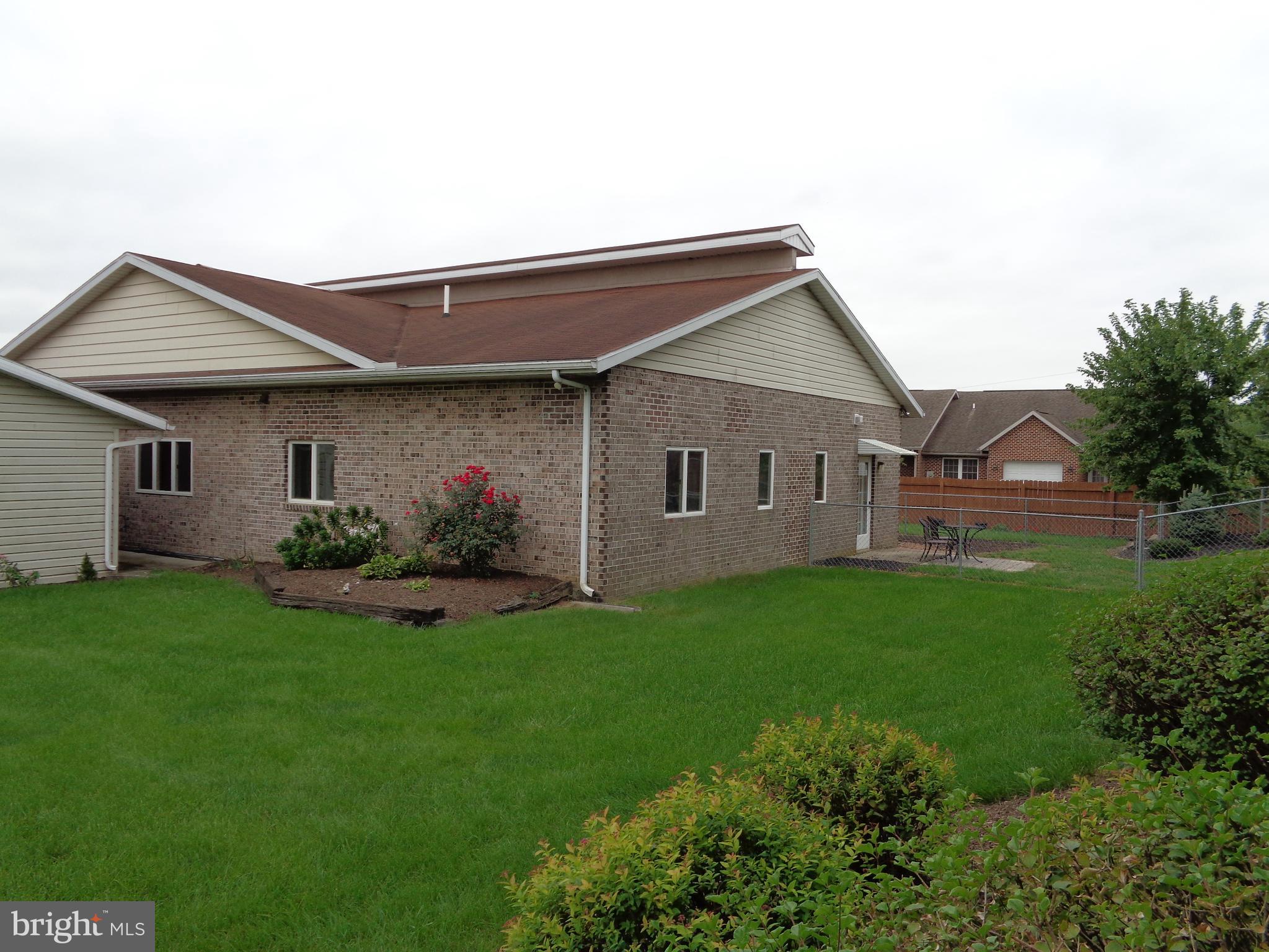 LAURICH MEADOWS - Residential