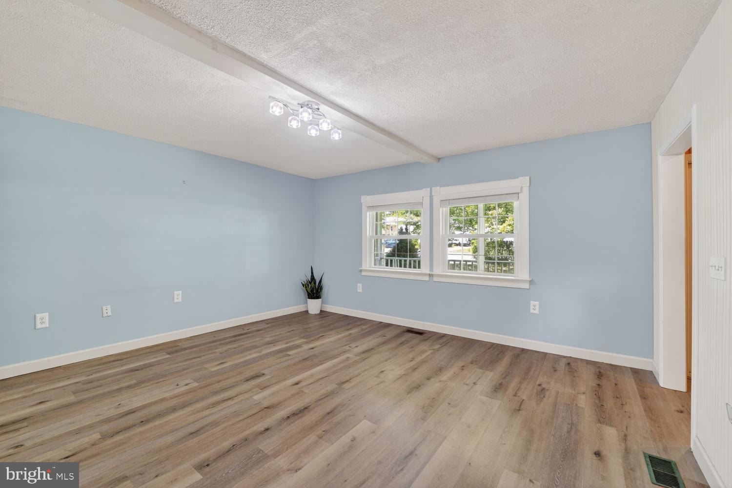 NORTH CHESAPEAKE BEACH - Residential