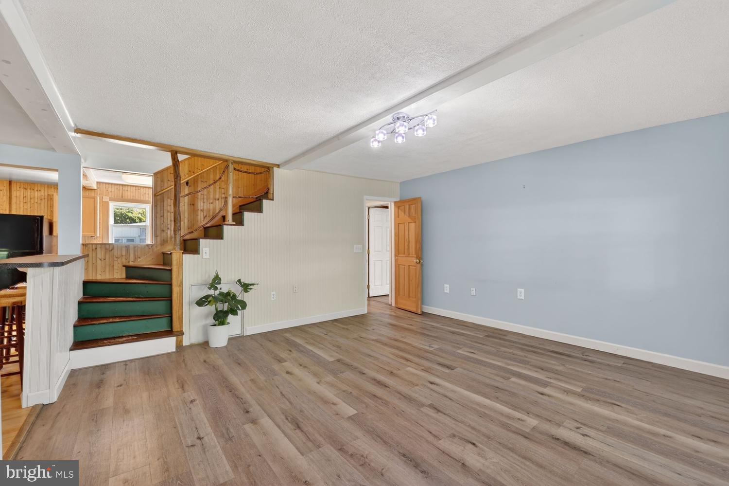 NORTH CHESAPEAKE BEACH - Residential