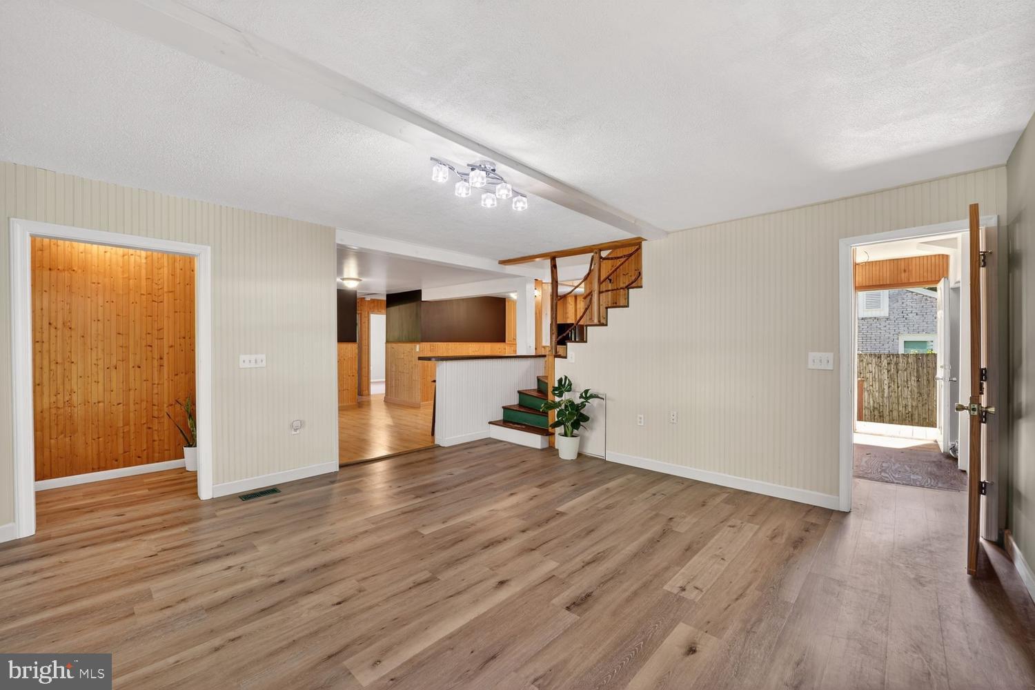 NORTH CHESAPEAKE BEACH - Residential