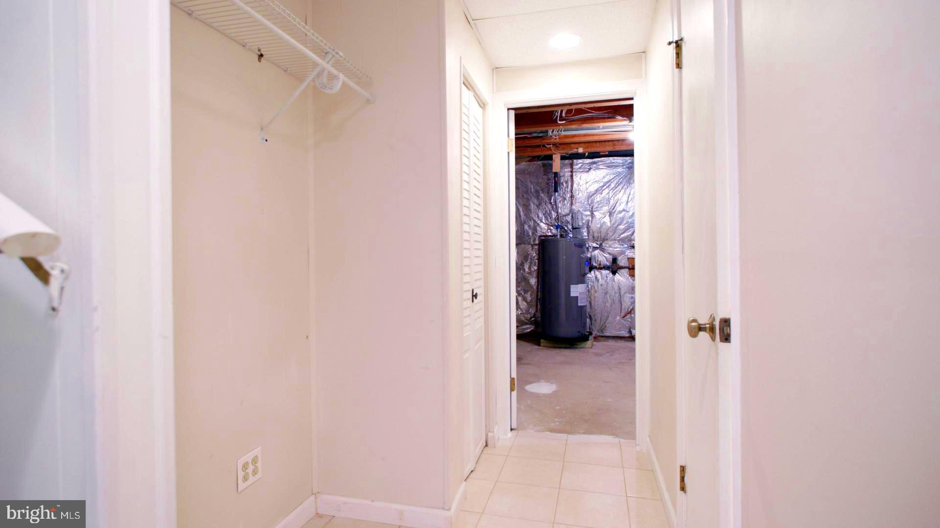 SILVER SPRING CNTRY CLUB - Residential