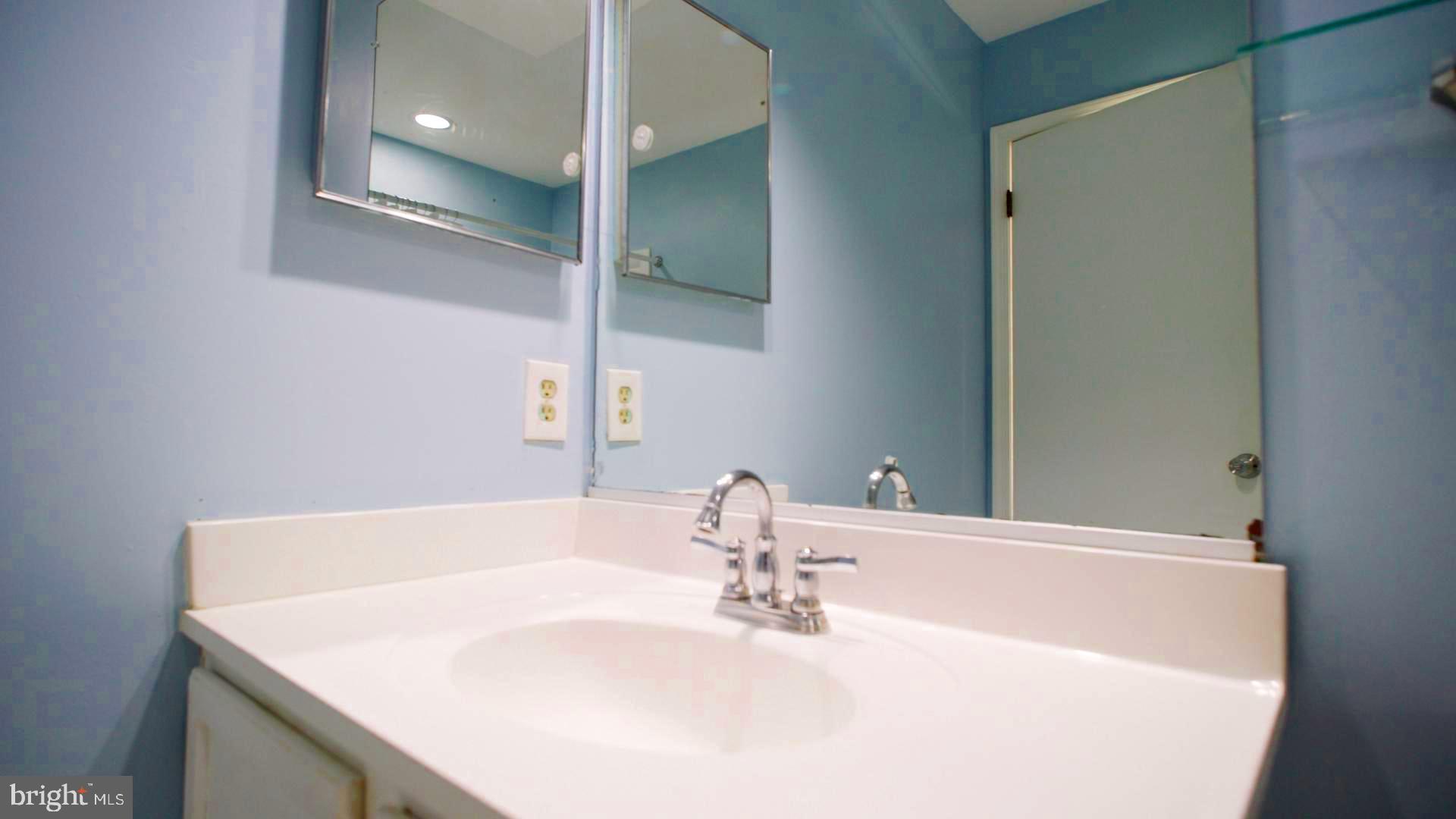 SILVER SPRING CNTRY CLUB - Residential