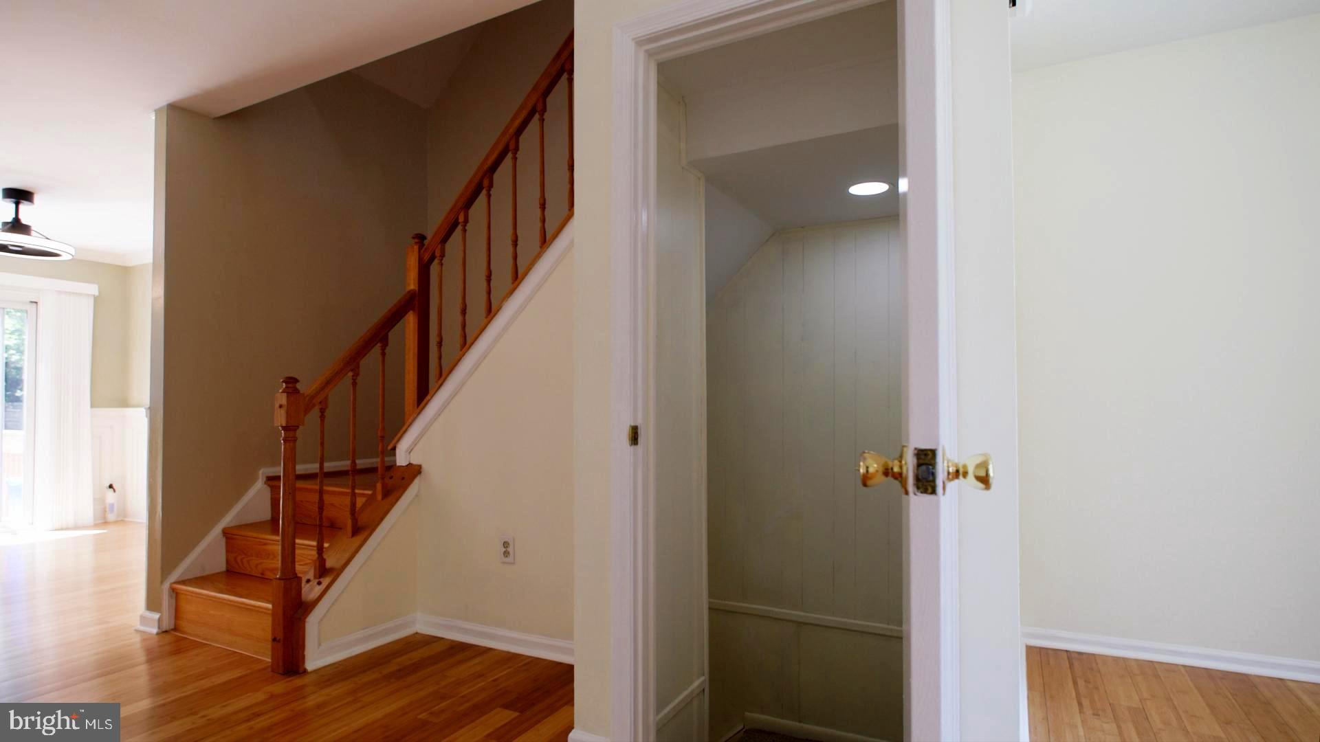 SILVER SPRING CNTRY CLUB - Residential