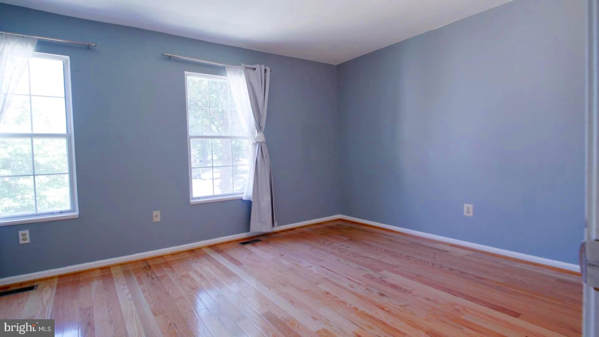 SILVER SPRING CNTRY CLUB - Residential