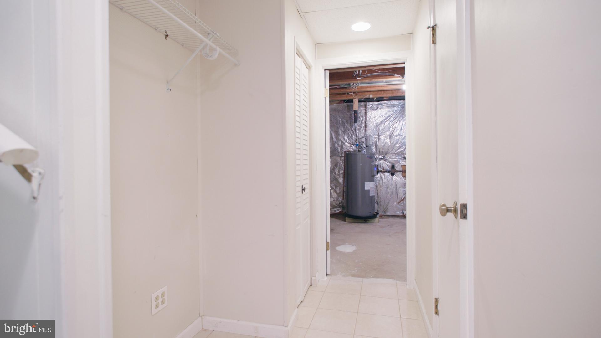 SILVER SPRING CNTRY CLUB - Residential