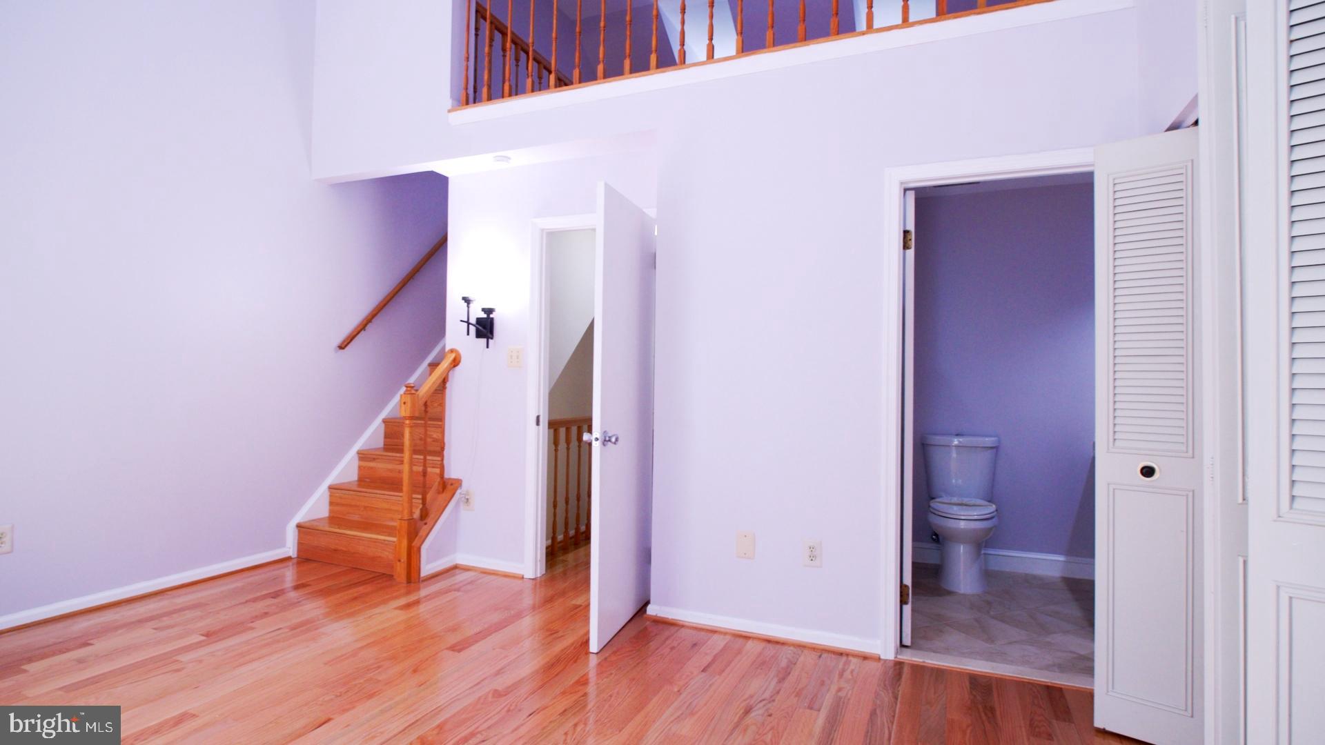 SILVER SPRING CNTRY CLUB - Residential