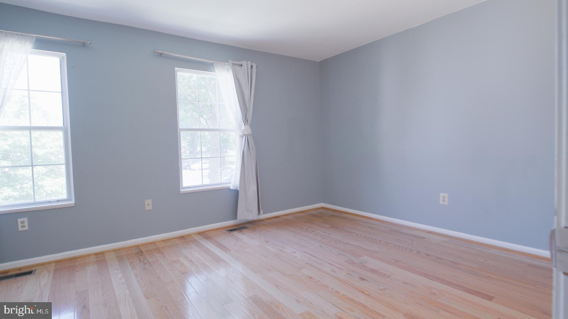 SILVER SPRING CNTRY CLUB - Residential