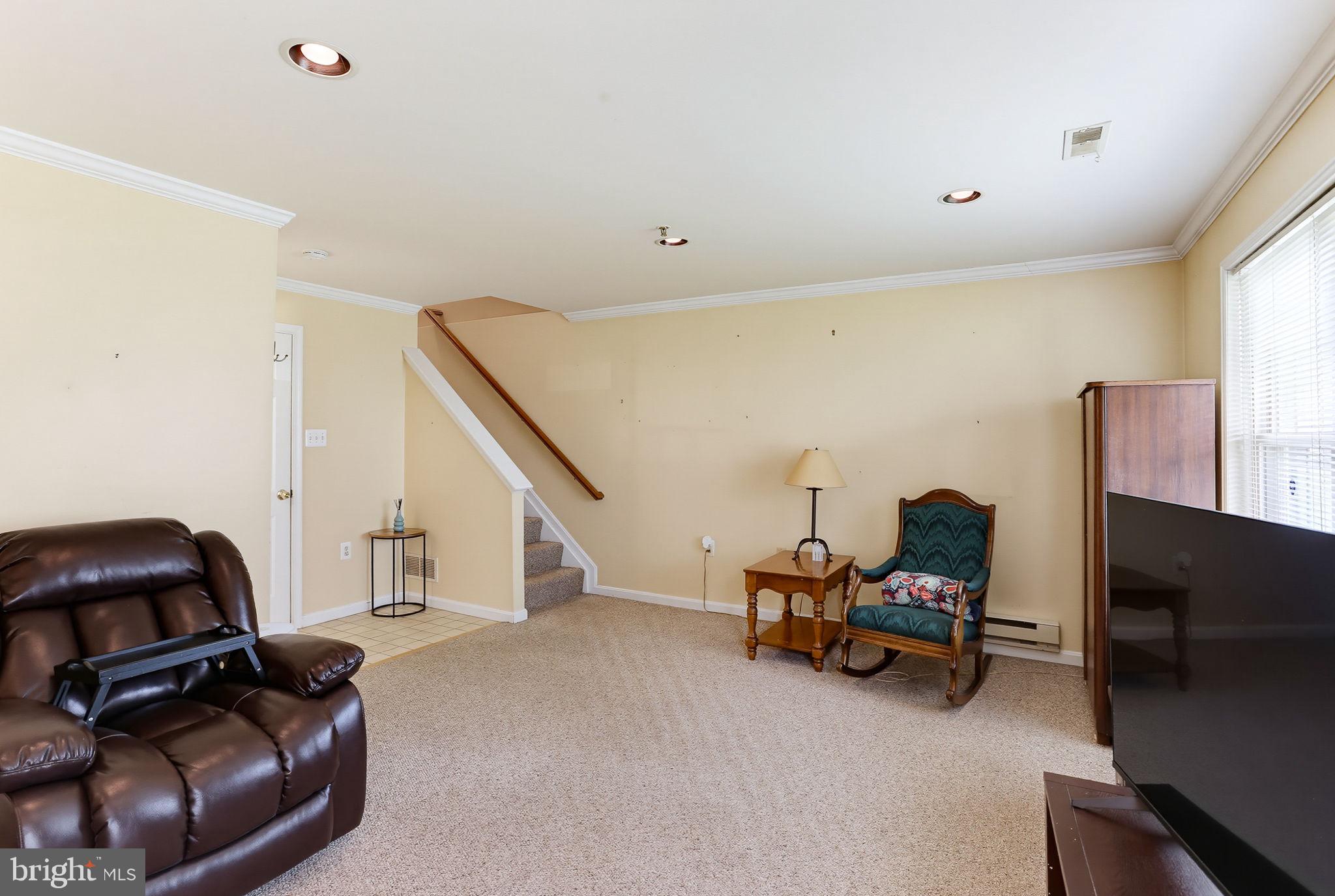 LYONS GATE - Residential