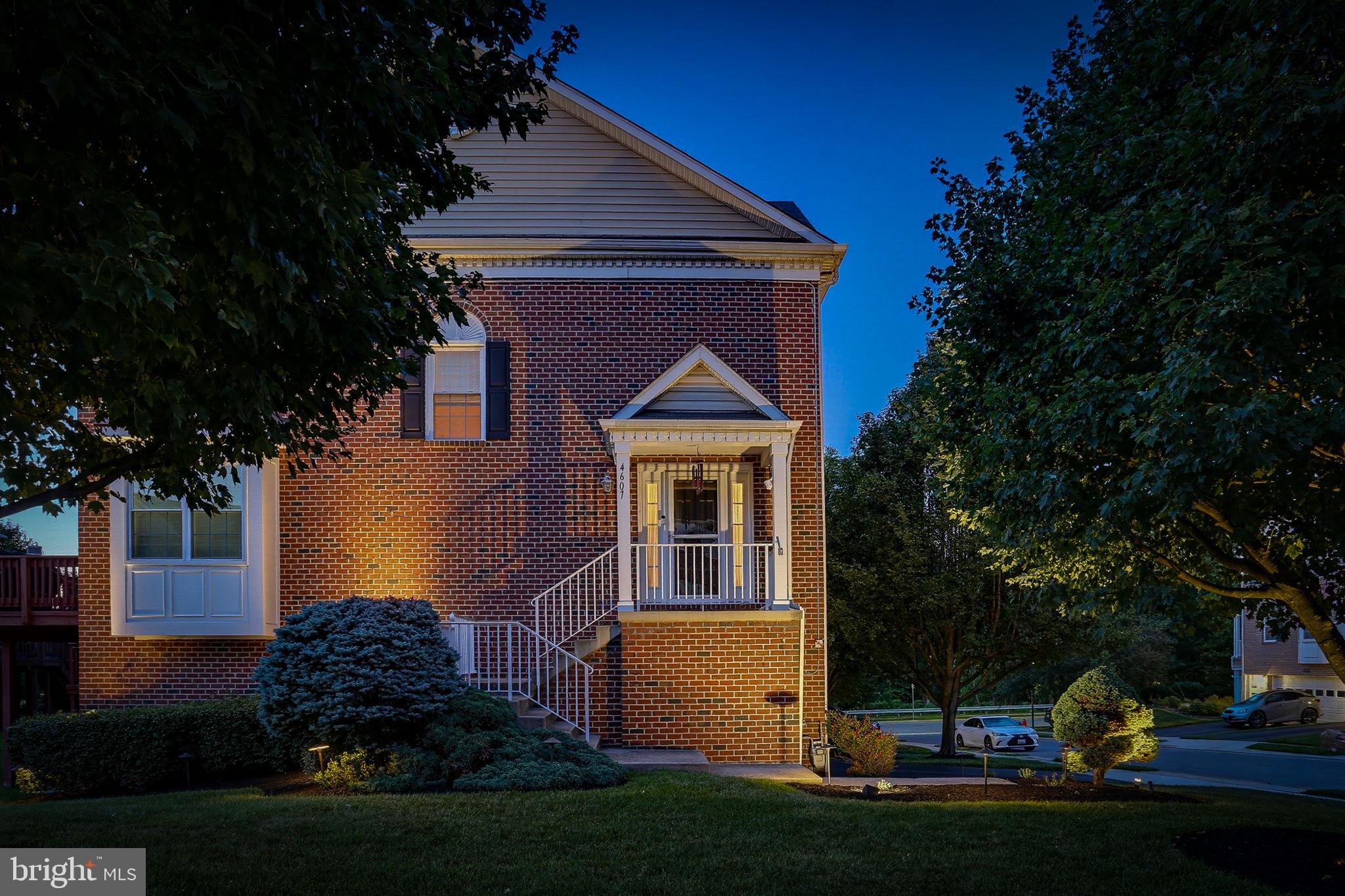 LYONS GATE - Residential