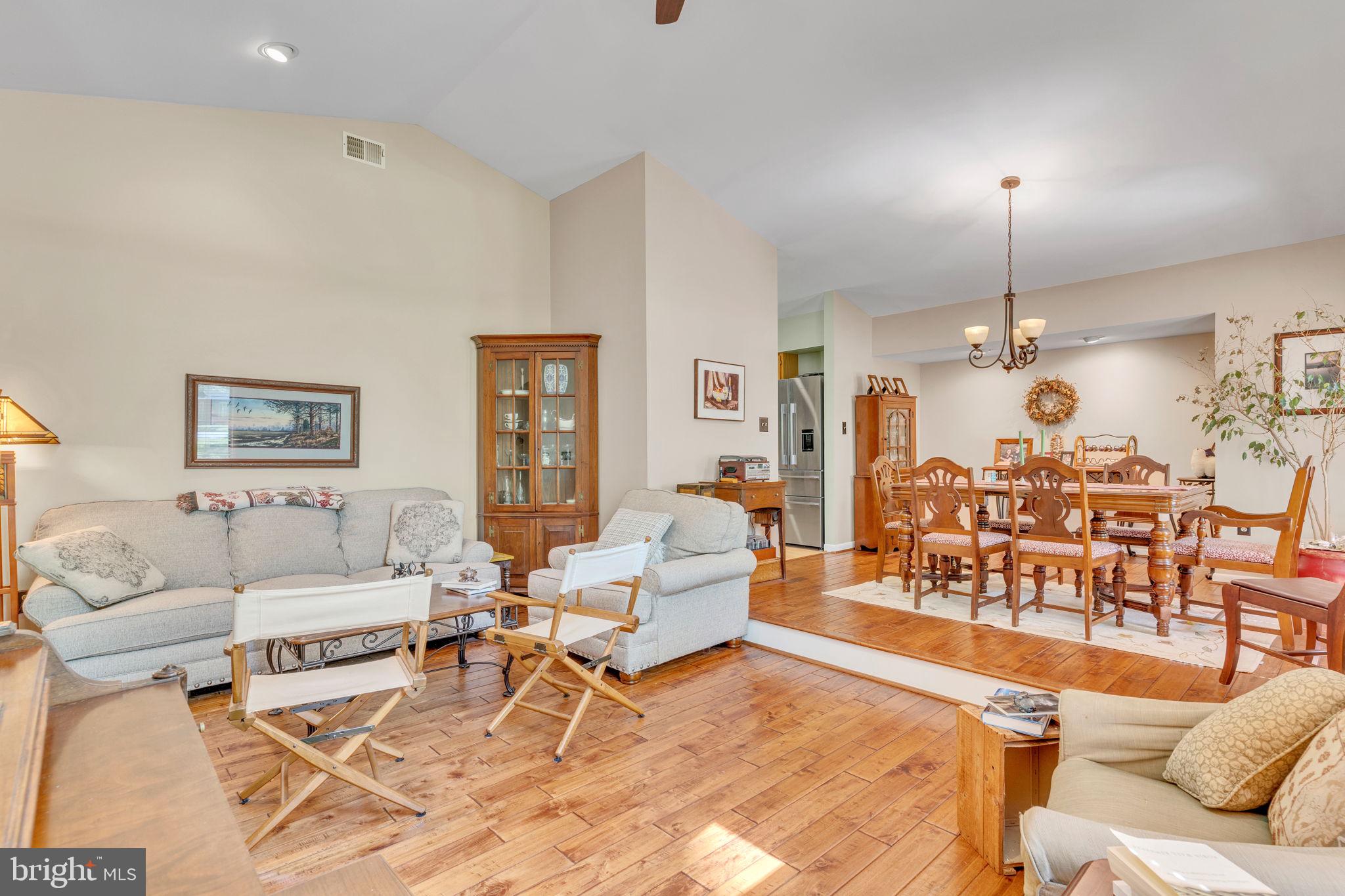 FRIENDSHIP WOODS - Residential