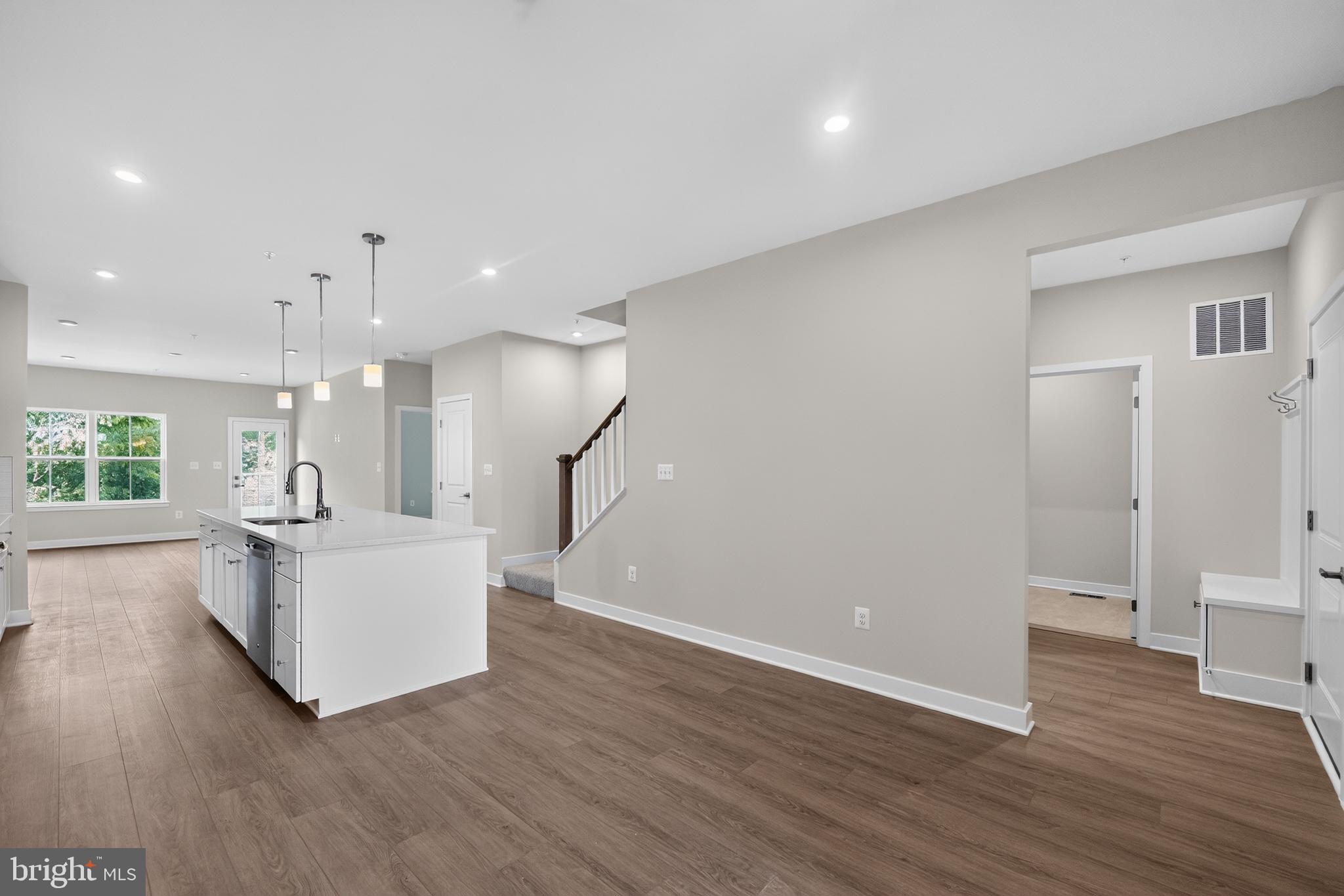 NELLS ACRES - Residential