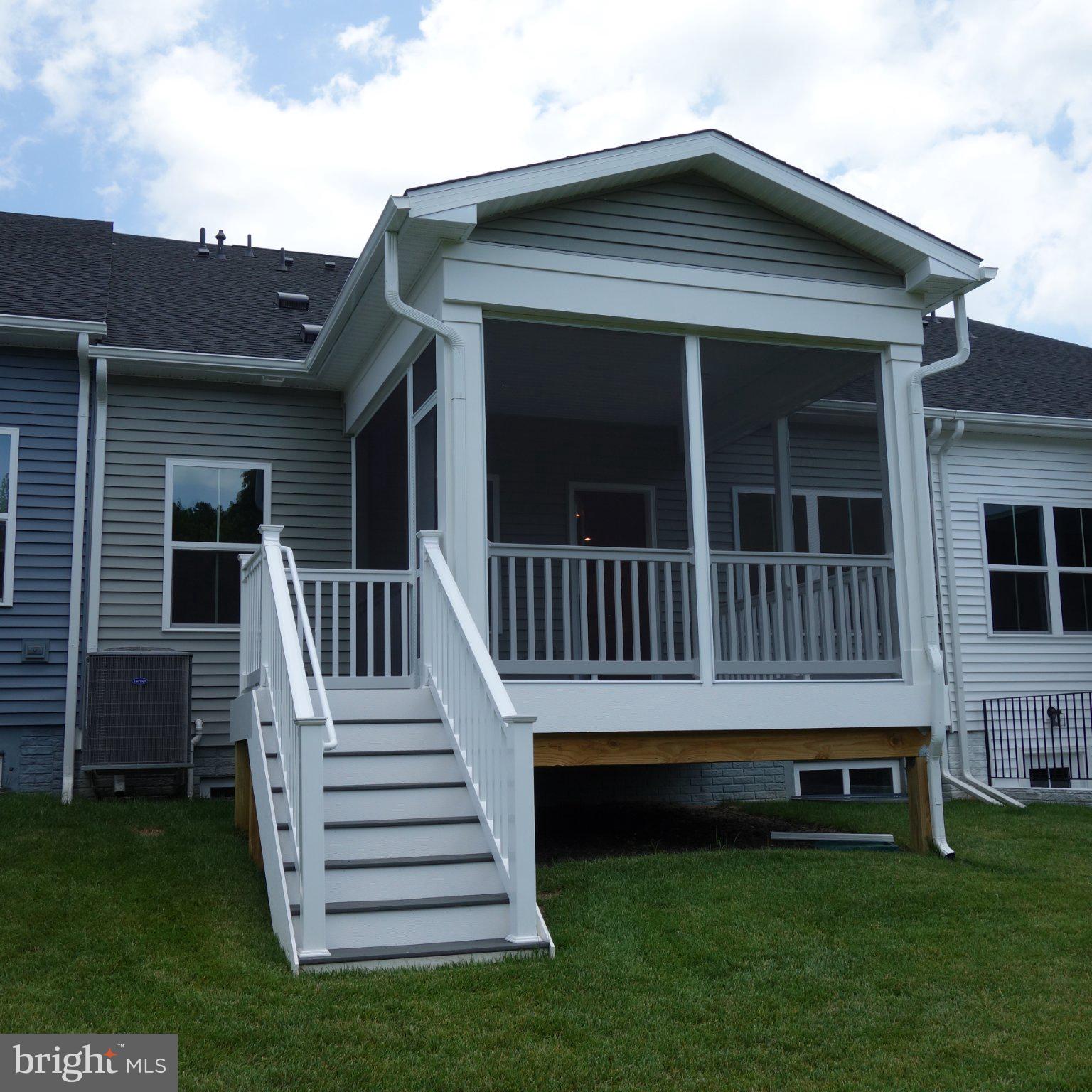 NELLS ACRES - Residential