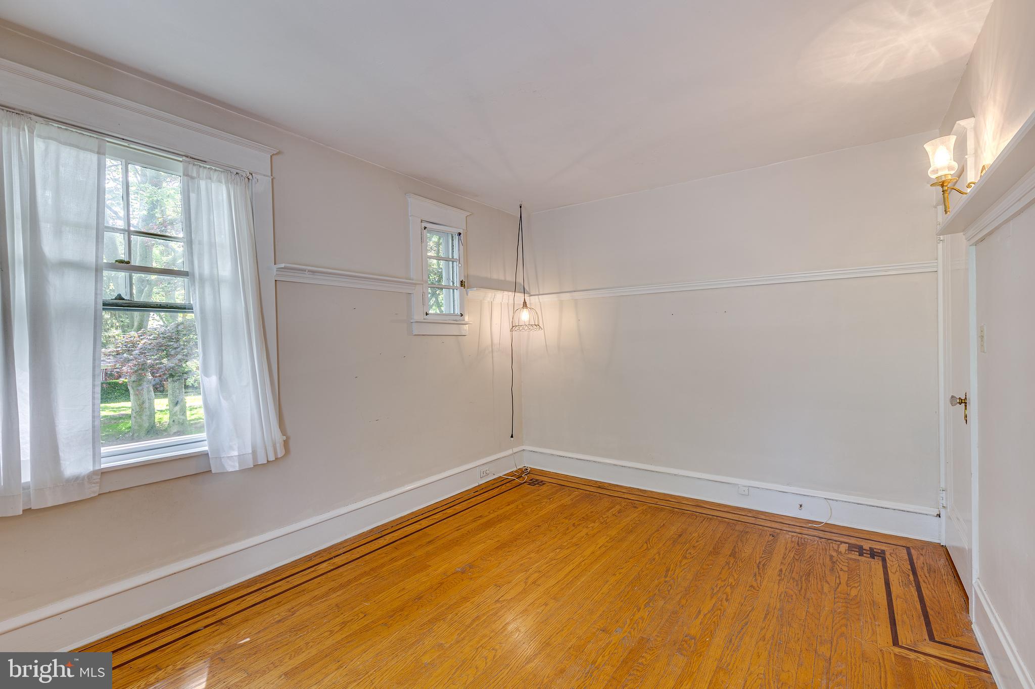 SCHOOL LANE HILLS - Residential